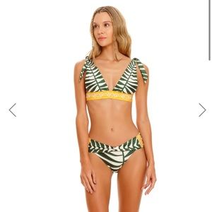 NWT Laurie and Lana Bikini Set Aguabendita